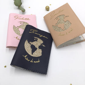 Protège passeport Map Monde à personnaliser rose, beige ou marine - Crapaud Chou, le cadeau de naissance original et personnalisé